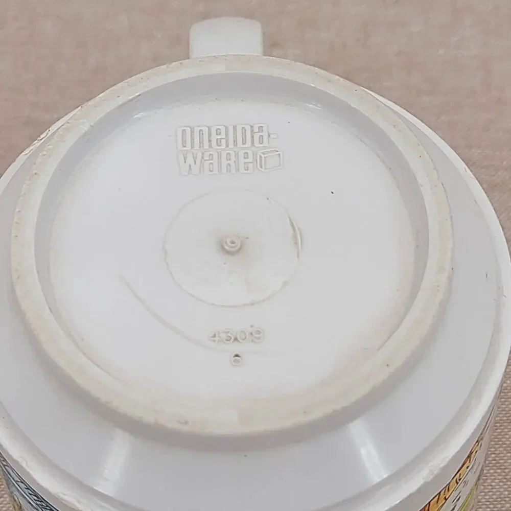 Vintage Oneida Ware Peter Rabbit Children Melmac Plastic Melamine Cup 1970’s